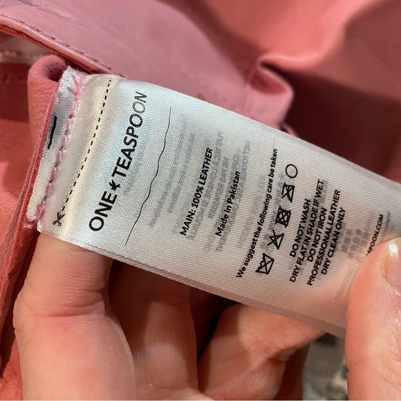 One Teaspoon Leather Streetwalker Shorts in pink - Picture 4 of 9